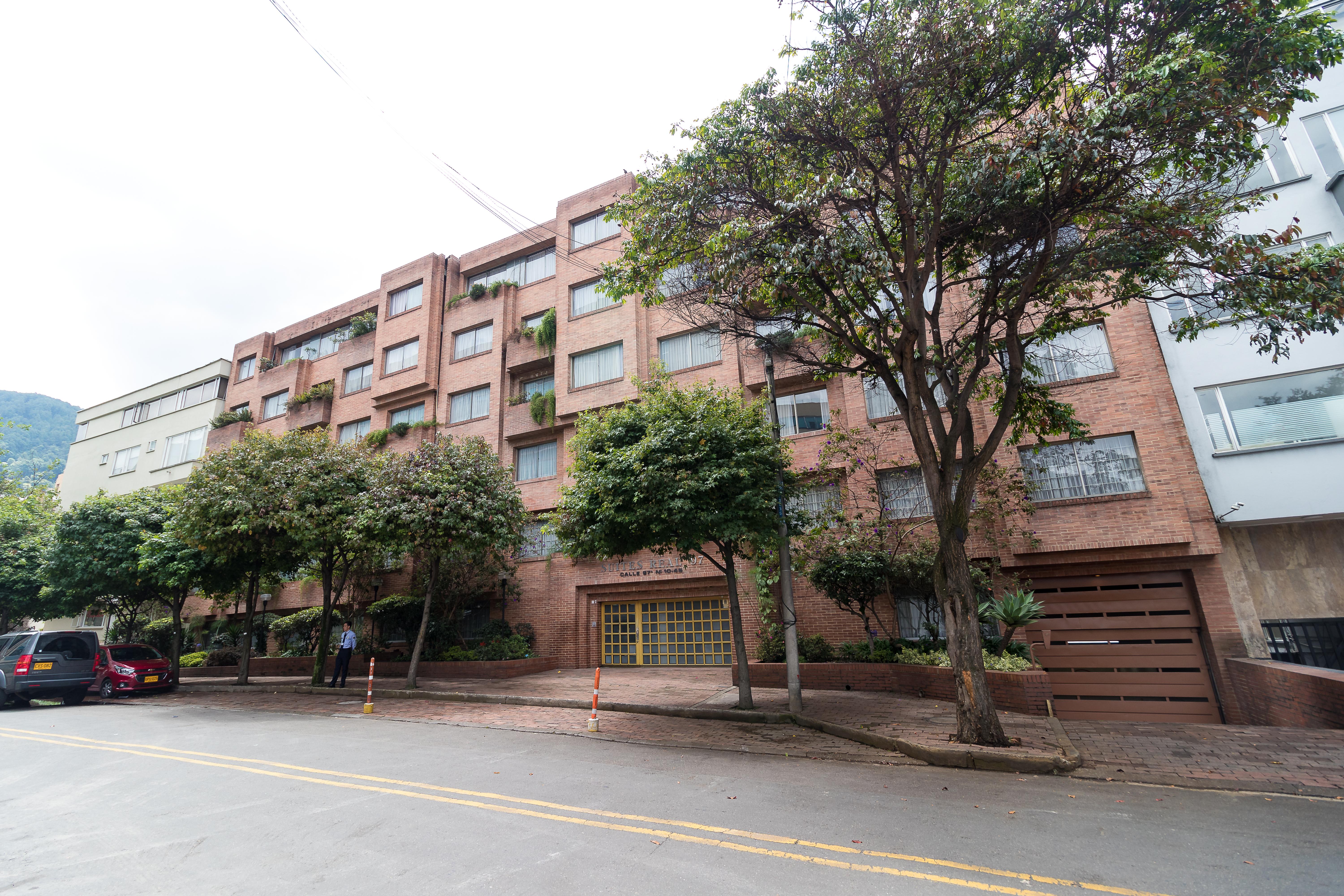 Hotel Suites Real 97 ボゴタ エクステリア 写真